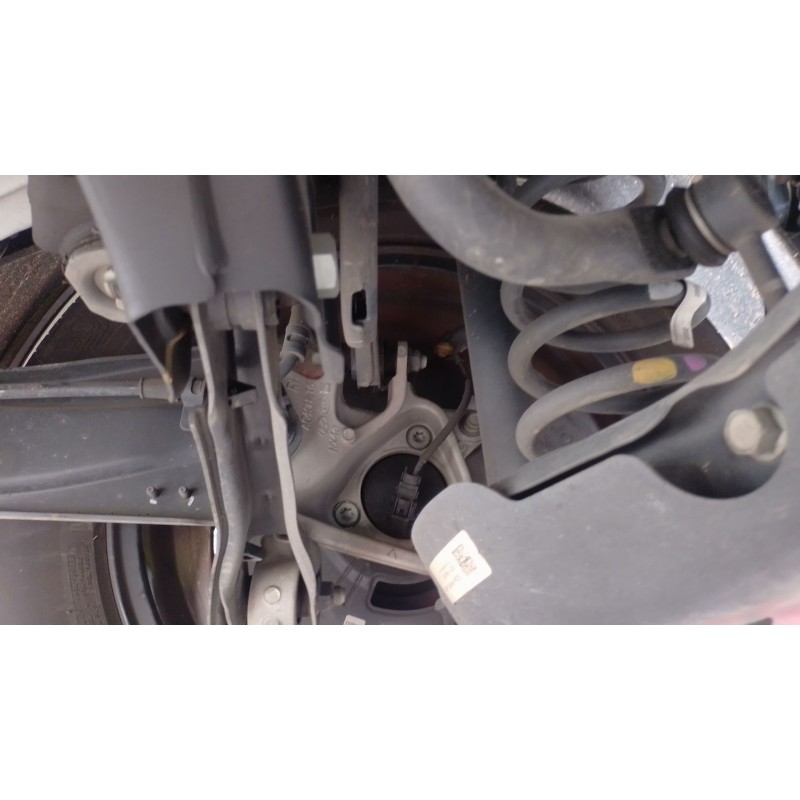 Recambio de mangueta trasera derecha para kia sportage 1.6 t-gdi 160 cv referencia OEM IAM   