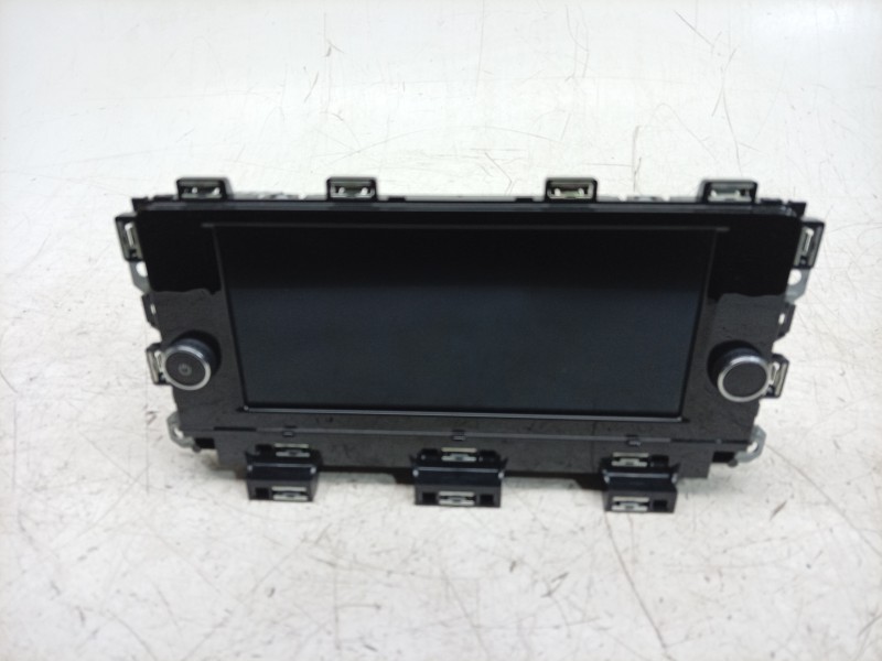Recambio de pantalla multifuncion para volkswagen golf viii (cd1, da1) 1.0 tsi referencia OEM IAM  5H0920310A 