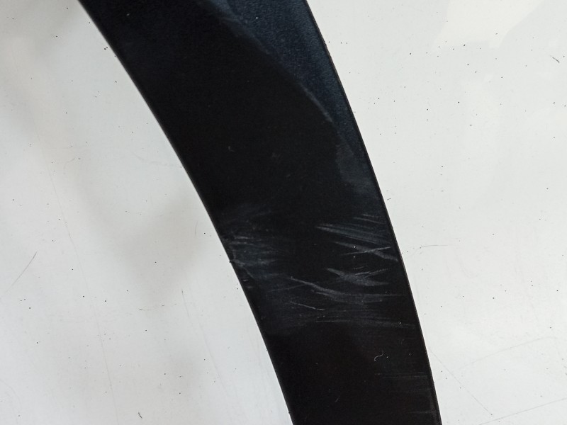 Recambio de aletin delantero derecho para peugeot 2008 allure hybrid 136 edcs6 referencia OEM IAM  9825736680 