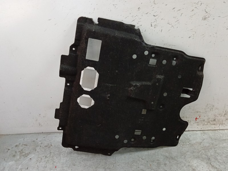 Recambio de cubrecarter para peugeot 2008 allure hybrid 136 edcs6 referencia OEM IAM  9866186980 