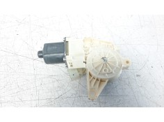 MOTOR ELEVALUNAS DELANTERO DERECHO A2469065200 