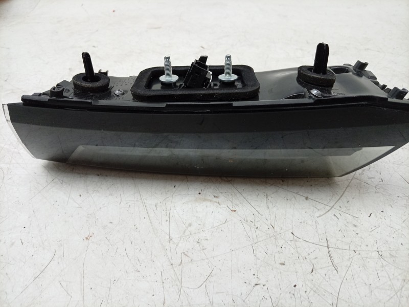 Recambio de piloto trasero derecho interior para peugeot 2008 allure hybrid 136 edcs6 referencia OEM IAM  9850438380 
