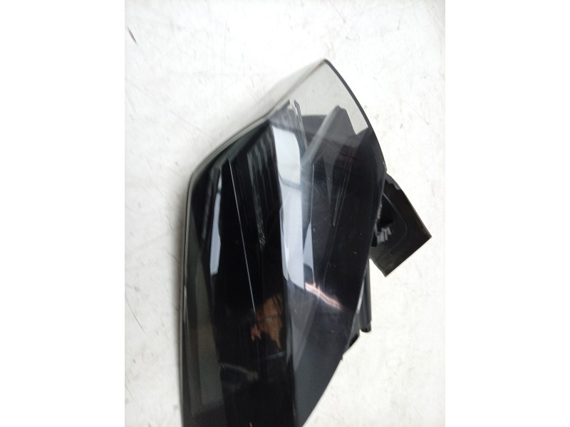 Recambio de piloto trasero derecho para peugeot 2008 allure hybrid 136 edcs6 referencia OEM IAM  9850439980 