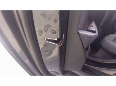 CERRADURA PUERTA TRASERA IZQUIERDA 