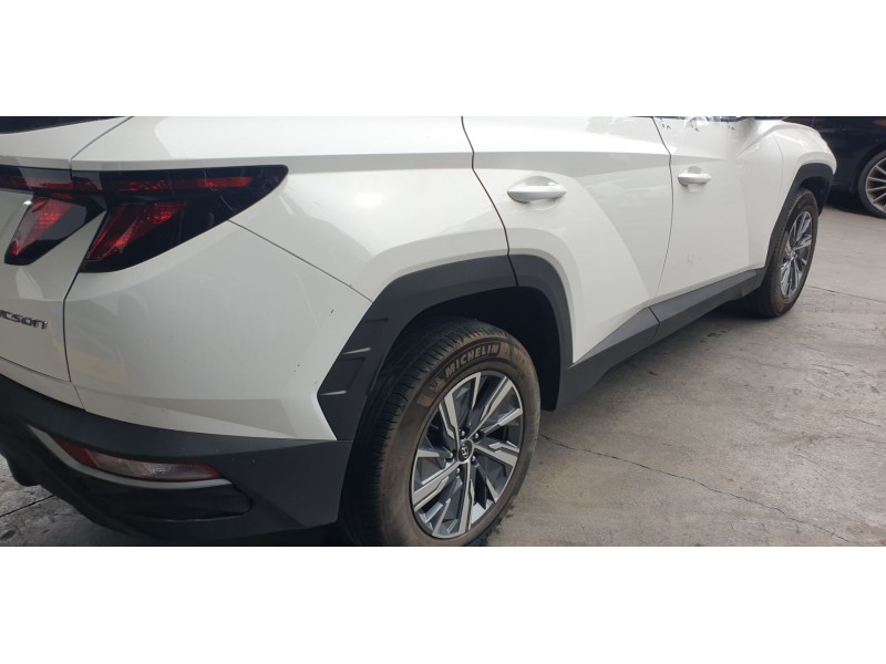 Recambio de aletin trasero derecho para hyundai tucson (nx) klass 2wd referencia OEM IAM 87742N7000  