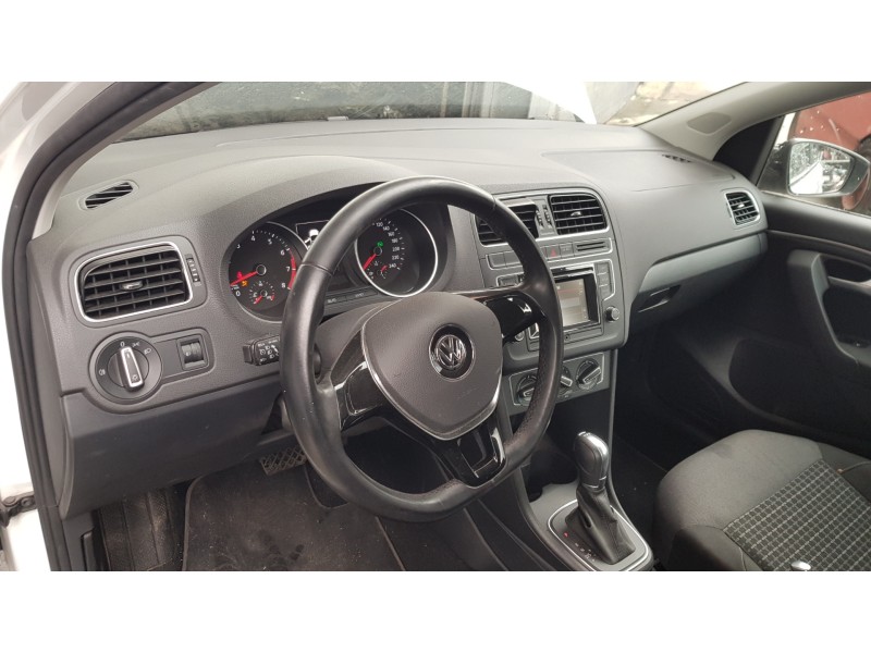 volkswagen polo (6c1) del año 2014