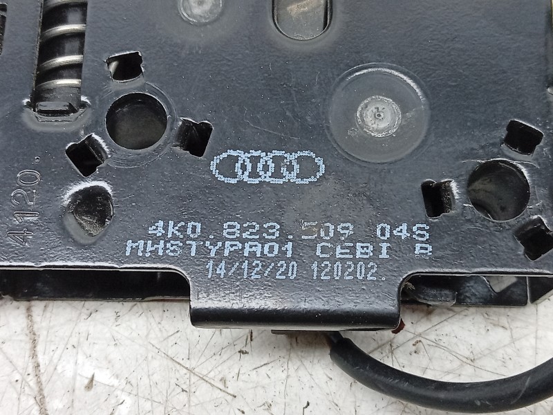 Recambio de cerradura capo para volkswagen golf viii (cd1, da1) 1.0 tsi referencia OEM IAM  4K0823509 