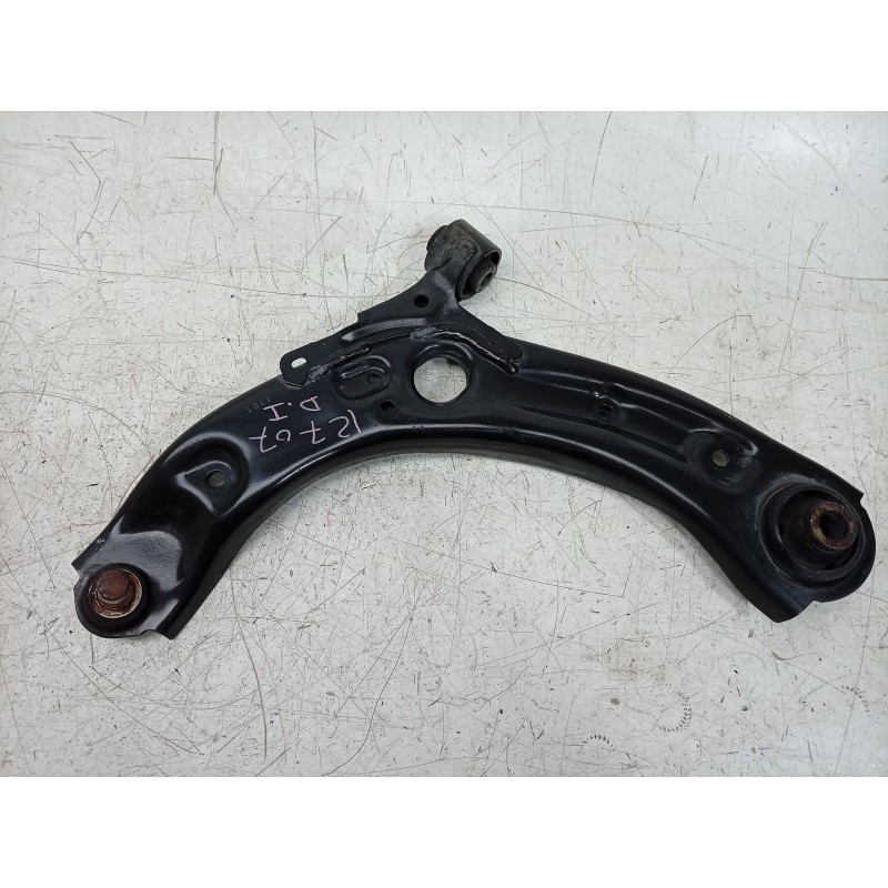 Recambio de brazo suspension inferior delantero izquierdo para mazda 3 hatchback (bp) 2.0 skyactiv-g m hybrid referencia OEM IAM