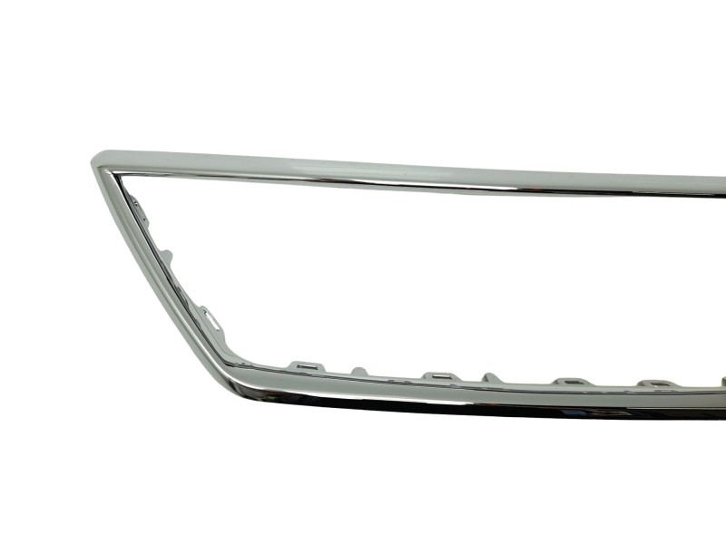 Recambio de molduras delanteras para seat leon (5f1) referencia OEM IAM  5F0854643F2ZZ 107213620/902154B/ST4282206