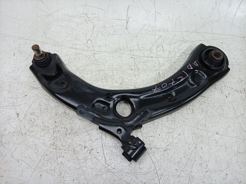 Recambio de brazo suspension inferior delantero derecho para mazda 3 hatchback (bp) 2.0 skyactiv-g m hybrid referencia OEM IAM  
