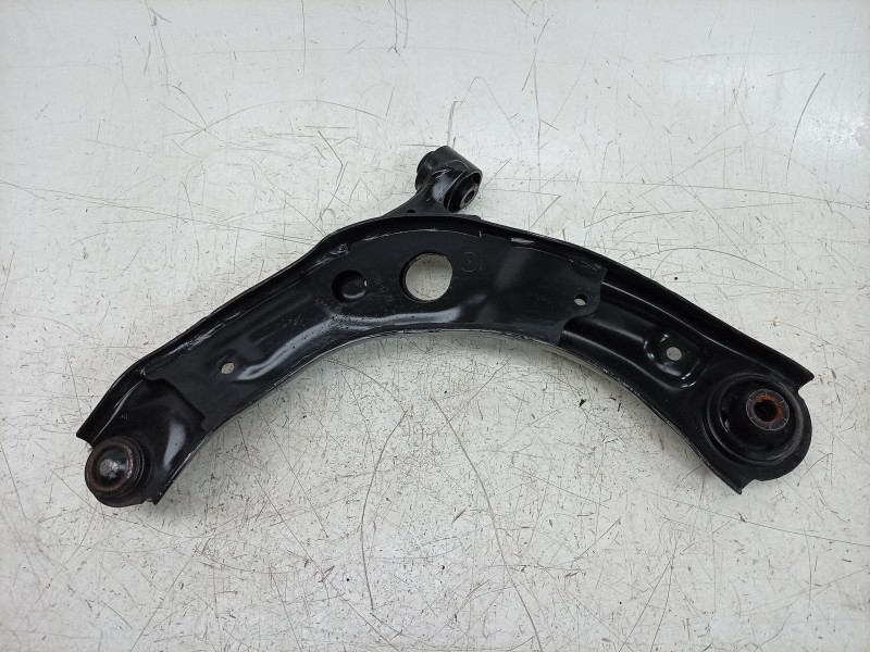 Recambio de brazo suspension inferior delantero derecho para mazda 3 hatchback (bp) 2.0 skyactiv-g m hybrid referencia OEM IAM  