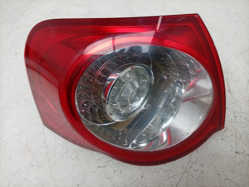 Recambio de piloto trasero derecho para volkswagen passat b6 variant (3c5) 2.0 tdi 16v referencia OEM IAM  3C9945095C 
