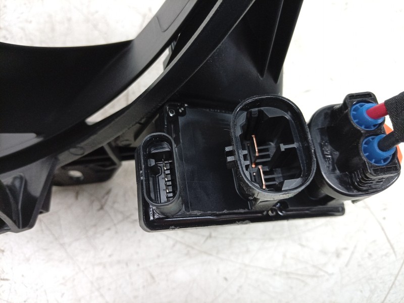 Recambio de electroventilador para peugeot 208 5p allure hybrid 110 edcs6 referencia OEM IAM 9823959280 9839344280 470172