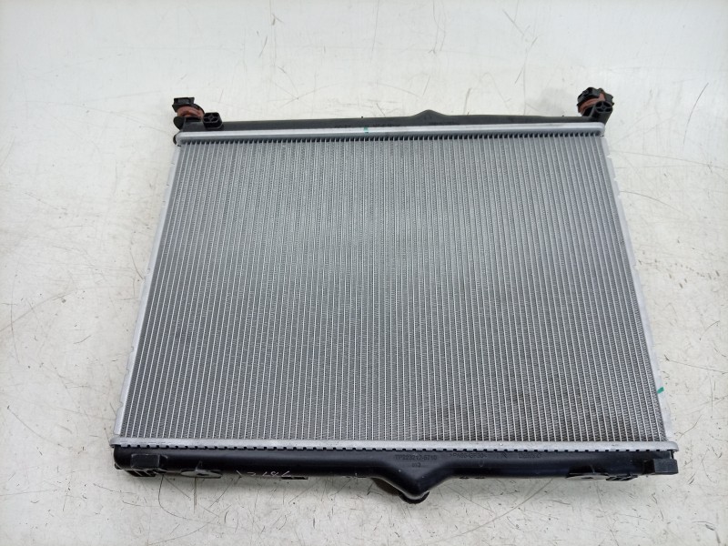 Recambio de radiador agua para peugeot 208 5p allure hybrid 110 edcs6 referencia OEM IAM  9827174680 550296/CI510R001