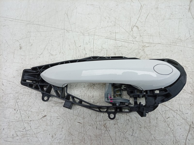 Recambio de maneta exterior delantera izquierda para bmw 1 118 d f70 referencia OEM IAM  51217489323 