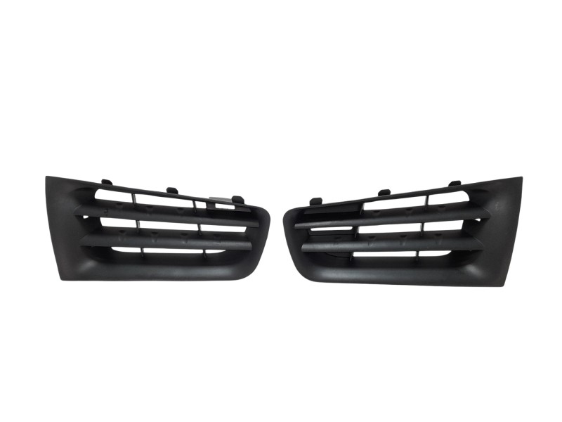 Recambio de rejilla delantera para renault megane ii berlina 5p referencia OEM IAM  7701476893 107194905/557116D