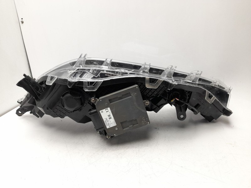 Recambio de faro derecho para suzuki across (a5z_) 2.5 hybrid referencia OEM IAM  T8114542G2000 