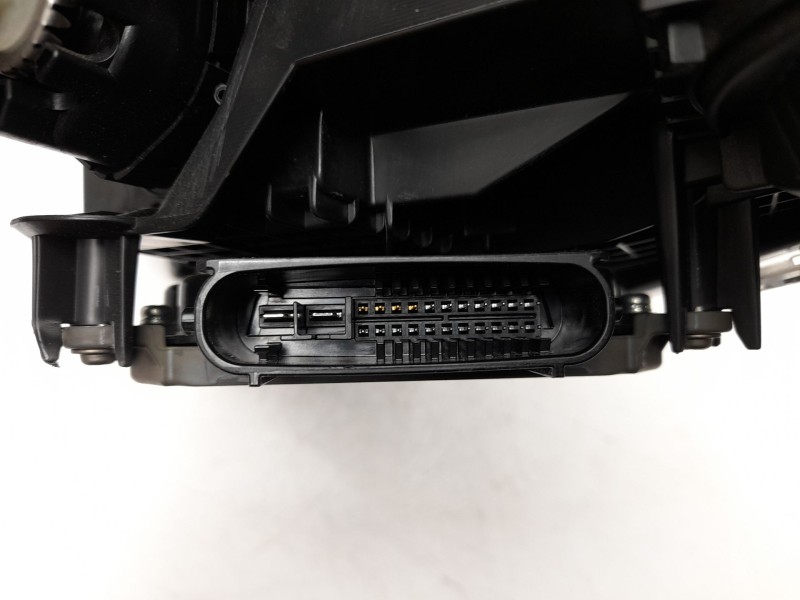 Recambio de faro derecho para suzuki across (a5z_) 2.5 hybrid referencia OEM IAM  T8114542G2000 