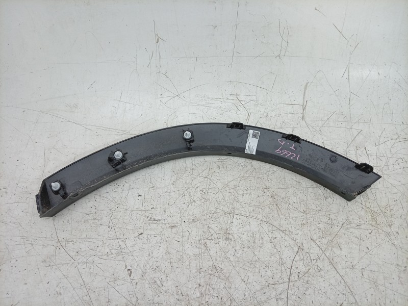 Recambio de aletin trasero derecho para ebro s400 hybrid referencia OEM IAM  609003694AA 
