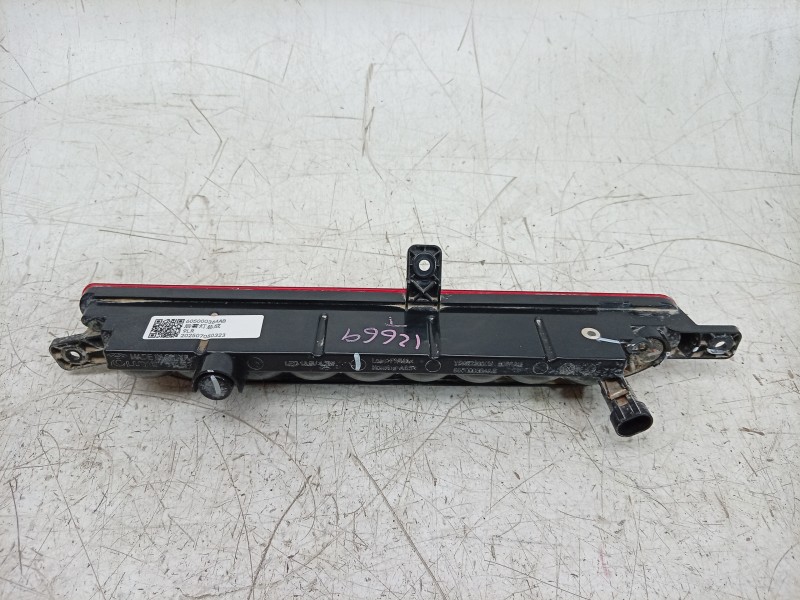 Recambio de piloto trasero central para ebro s400 hybrid referencia OEM IAM  605000364AB 