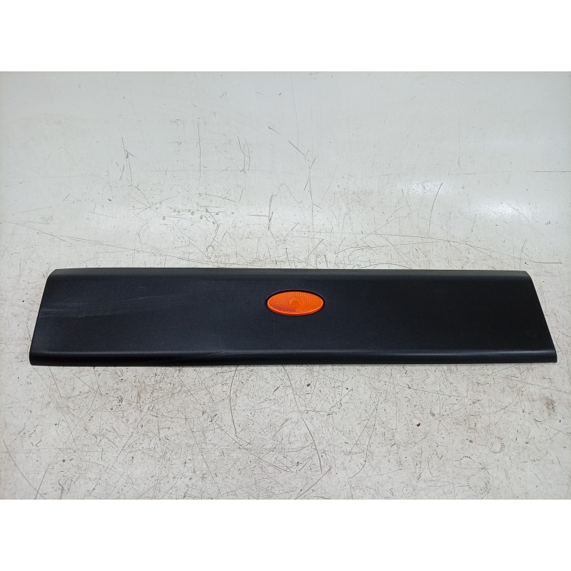 Recambio de moldura para renault master iii furgoneta (fv) 2.3 dci 150 fwd (fv0f, fv03) referencia OEM IAM  768F20003R 