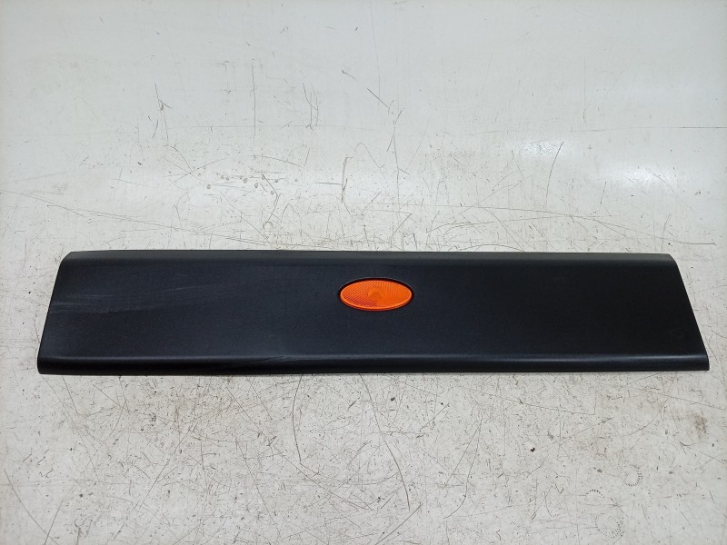 Recambio de moldura para renault master iii furgoneta (fv) 2.3 dci 150 fwd (fv0f, fv03) referencia OEM IAM  768F20003R 