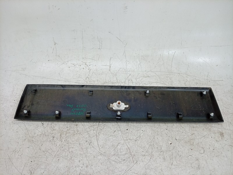 Recambio de moldura para renault master iii furgoneta (fv) 2.3 dci 150 fwd (fv0f, fv03) referencia OEM IAM  768F20003R 