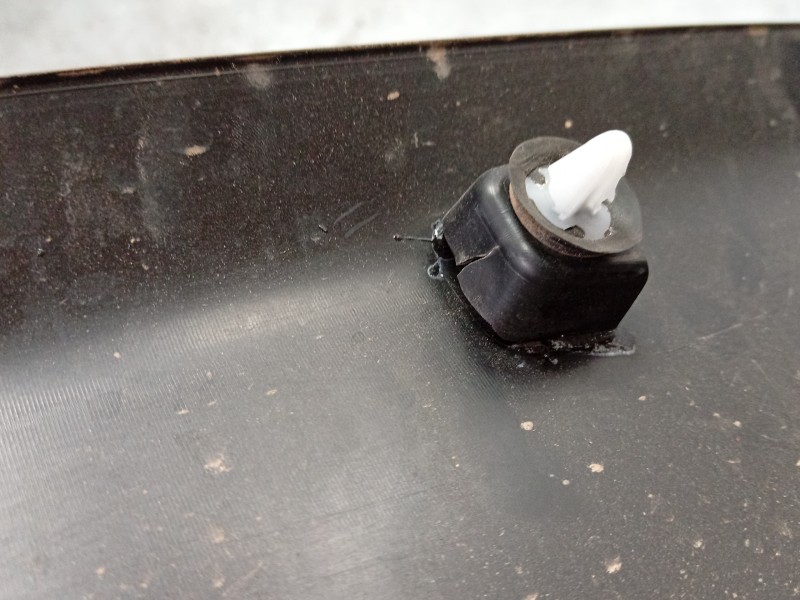 Recambio de moldura para renault master iii furgoneta (fv) 2.3 dci 150 fwd (fv0f, fv03) referencia OEM IAM  828210160R 