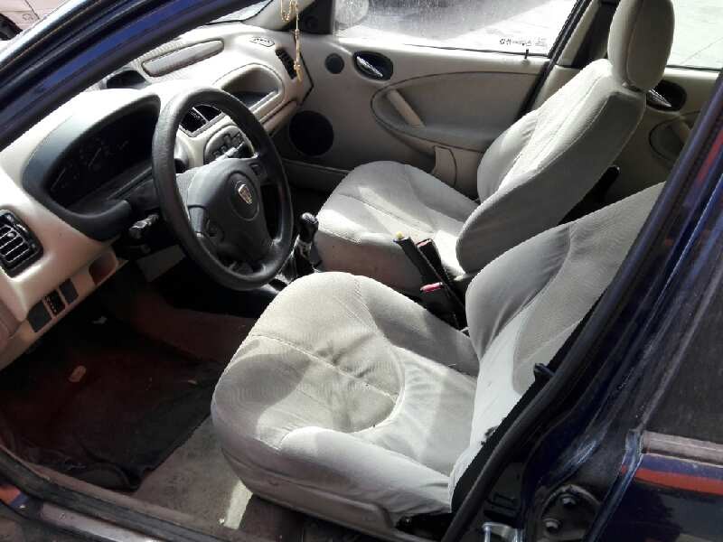 mg rover serie 25 (rf) del año 2001