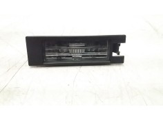 Recambio de piloto matricula para peugeot 308 1.6 blue-hdi fap referencia OEM IAM 13251931  