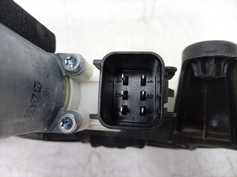 Recambio de elevalunas delantero izquierdo para land rover range rover velar (l560) 2.0 p300 si4 4x4 referencia OEM IAM LR165912