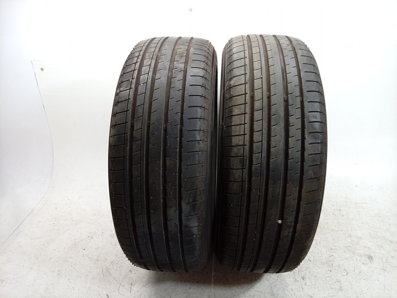 Recambio de neumatico para lexus lbx referencia OEM IAM  2255518 
