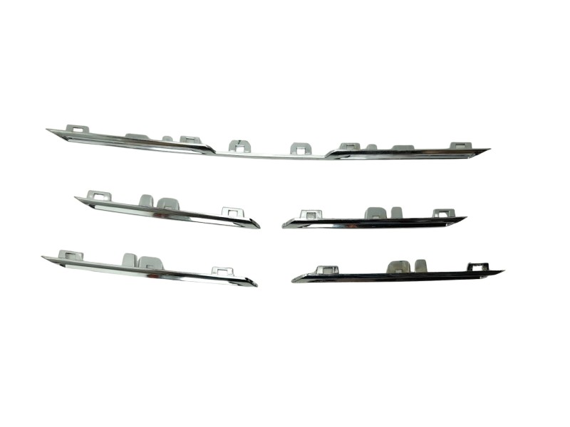 Recambio de molduras delanteras para renault megane iv hatchback (b9a/m/n_) 1.2 tce 130 (b9mr) referencia OEM IAM  960108367R 10