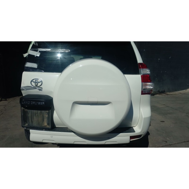 Recambio de neumatico repuesto para toyota land cruiser 3p 3.0 d-4d 190 cv referencia OEM IAM   