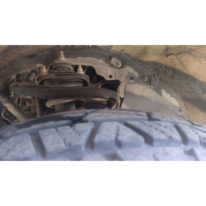 Recambio de brazo suspension superior delantero izquierdo para toyota land cruiser 3p 3.0 d-4d 190 cv referencia OEM IAM   