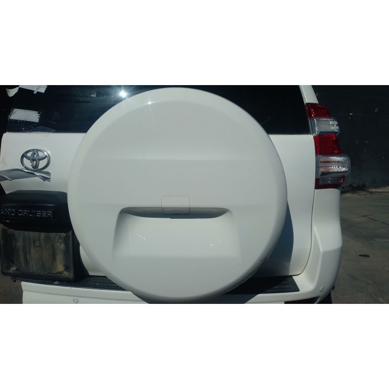 Recambio de neumatico repuesto para toyota land cruiser 3p 3.0 d-4d 190 cv referencia OEM IAM   