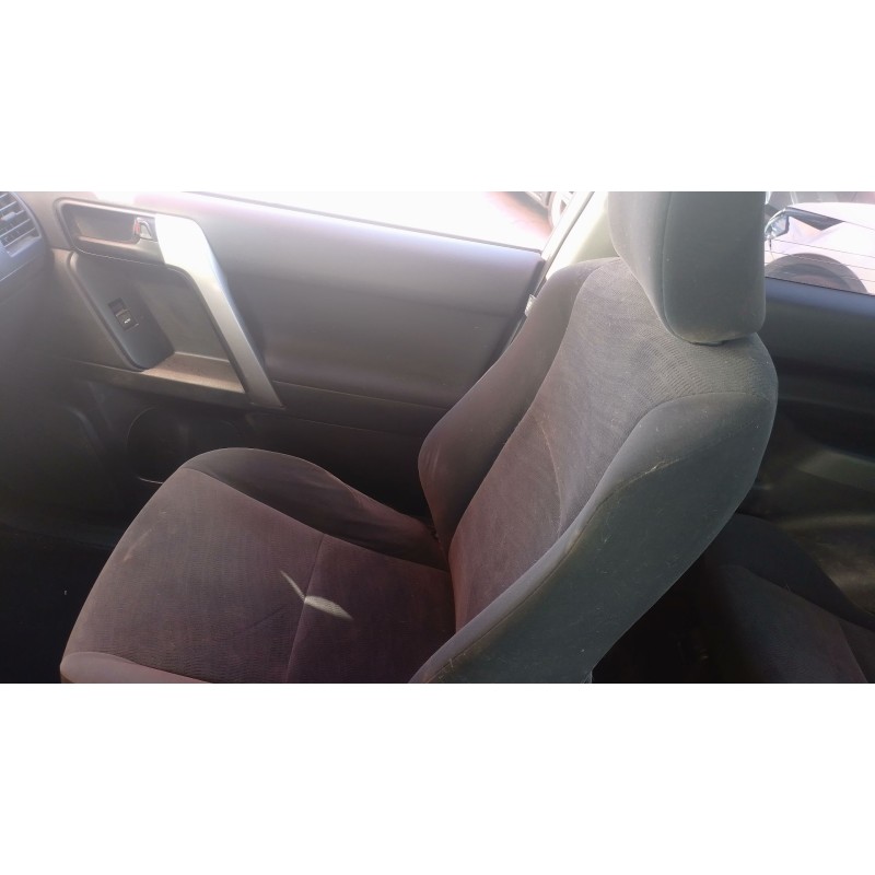 Recambio de asiento delantero derecho para toyota land cruiser 3p 3.0 d-4d 190 cv referencia OEM IAM   
