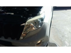 Recambio de faro izquierdo para toyota land cruiser 3p 3.0 d-4d 190 cv referencia OEM IAM   