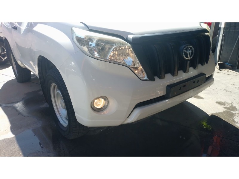 Recambio de paragolpes delantero para toyota land cruiser 3p 3.0 d-4d 190 cv referencia OEM IAM   