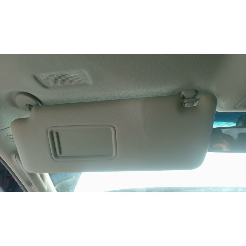 Recambio de parasol izquierdo para toyota land cruiser 3p 3.0 d-4d 190 cv referencia OEM IAM   