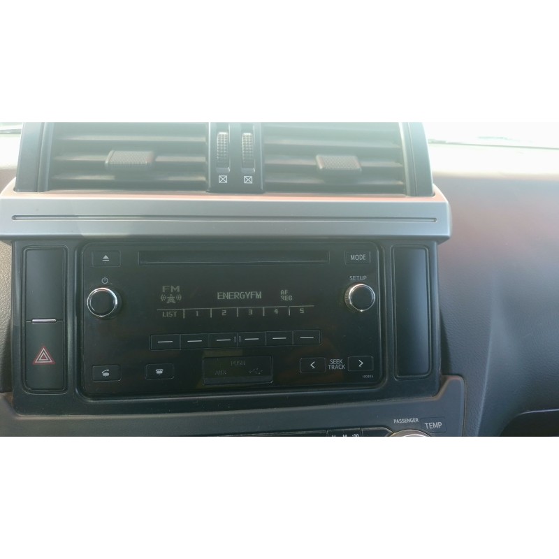 Recambio de sistema audio / radio cd para toyota land cruiser 3p 3.0 d-4d 190 cv referencia OEM IAM   