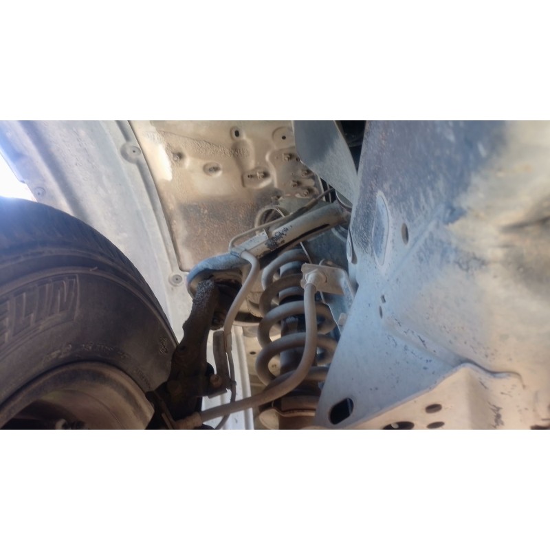 Recambio de brazo suspension superior delantero izquierdo para toyota land cruiser 3p 3.0 d-4d 190 cv referencia OEM IAM   
