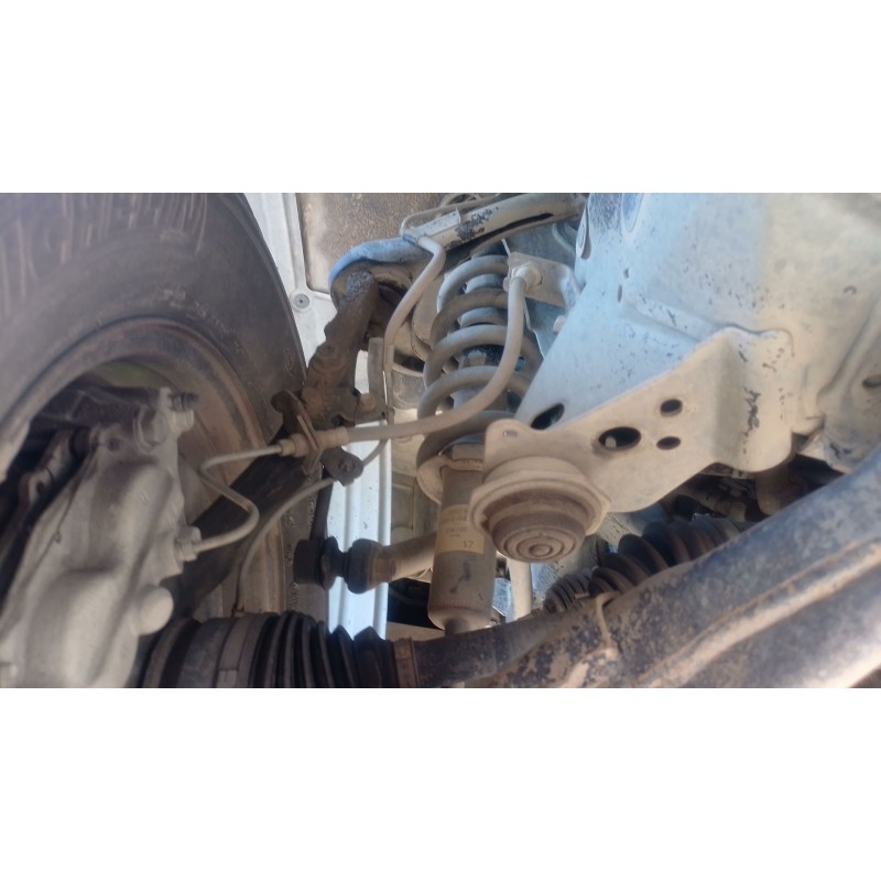 Recambio de amortiguador delantero izquierdo para toyota land cruiser 3p 3.0 d-4d 190 cv referencia OEM IAM   