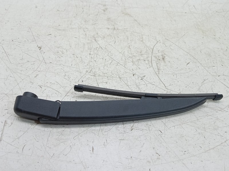 Recambio de brazo limpia trasero para renault 5 e-tech 150 referencia OEM IAM 287806464R 287816193R 