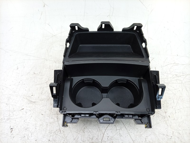 Recambio de cenicero para mazda 3 hatchback (bp) 2.0 skyactiv-g m hybrid referencia OEM IAM  BDGG64449 