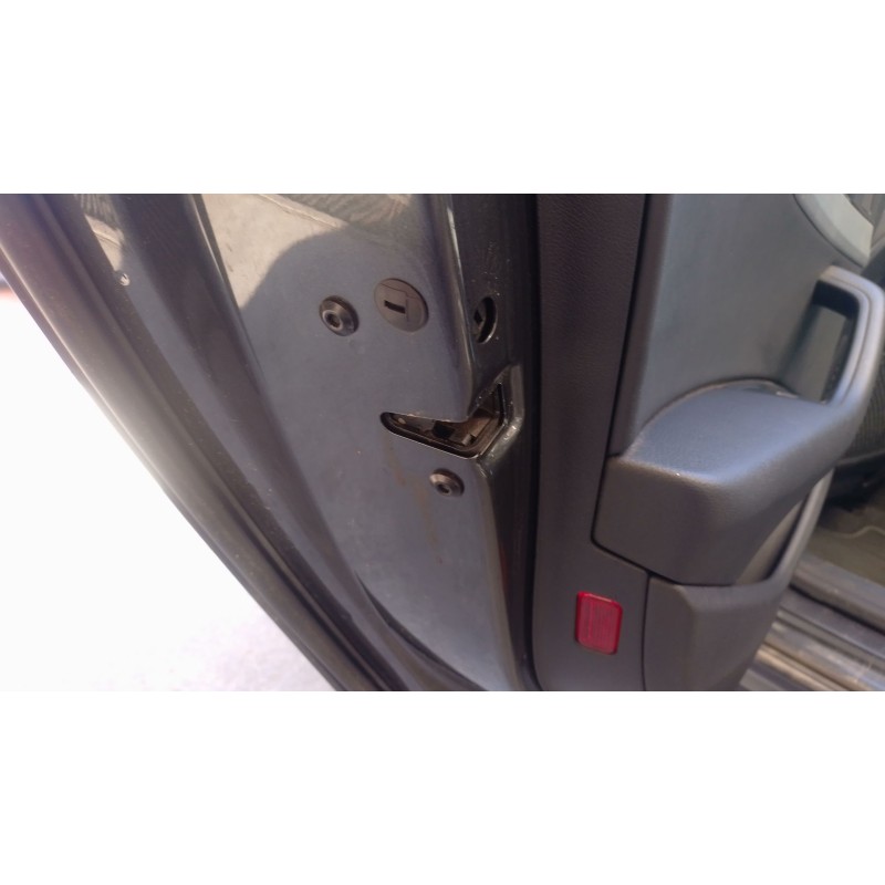 Recambio de cerradura puerta trasera izquierda para audi a5 sportback (f5a, f5f) 35 tfsi mild hybrid referencia OEM IAM   