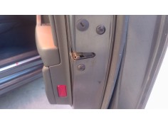 CERRADURA PUERTA DELANTERA DERECHA 8X1837016C 1996602 / DLF320137HQ / EZCAU108 / 2026602 / 2026604