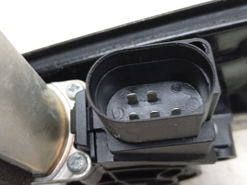 Recambio de elevalunas trasero derecho para bmw x1 (e84) sdrive 18 d referencia OEM IAM 51352990298 51352990298 
