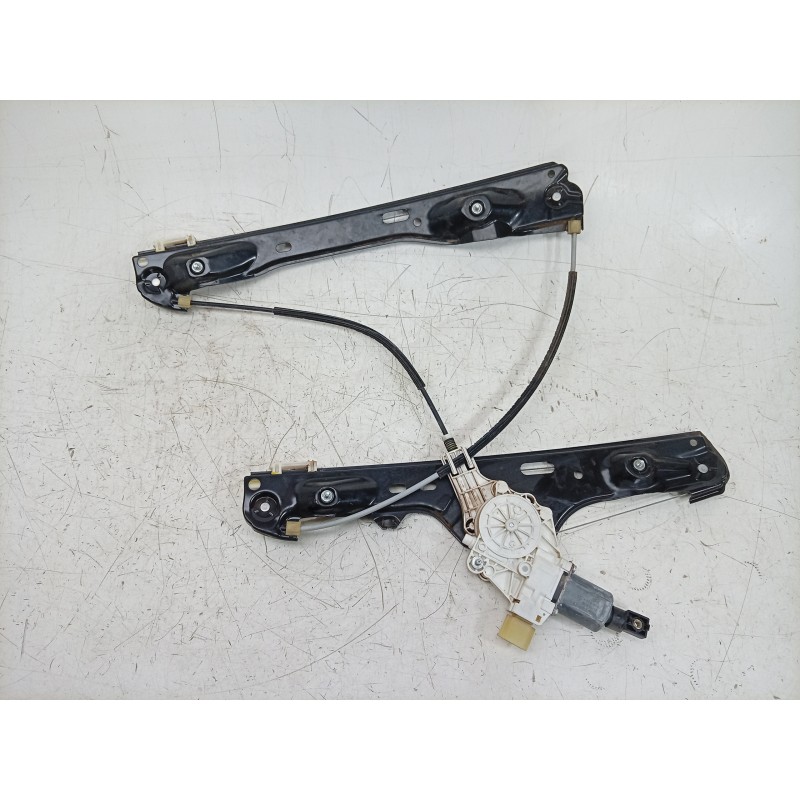 Recambio de elevalunas delantero derecho para bmw x1 (e84) sdrive 18 d referencia OEM IAM 51332990386 51332990386 106062415/1060