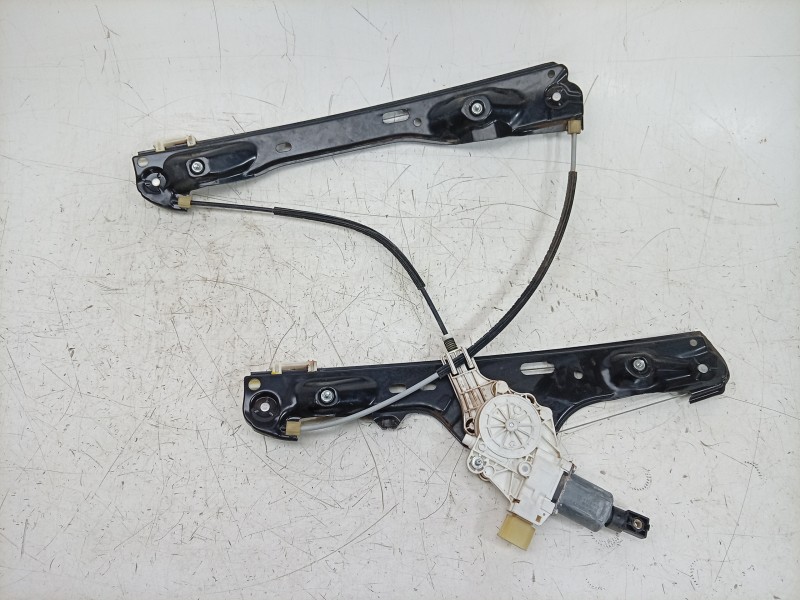 Recambio de elevalunas delantero derecho para bmw x1 (e84) sdrive 18 d referencia OEM IAM 51332990386 51332990386 106062415/1060